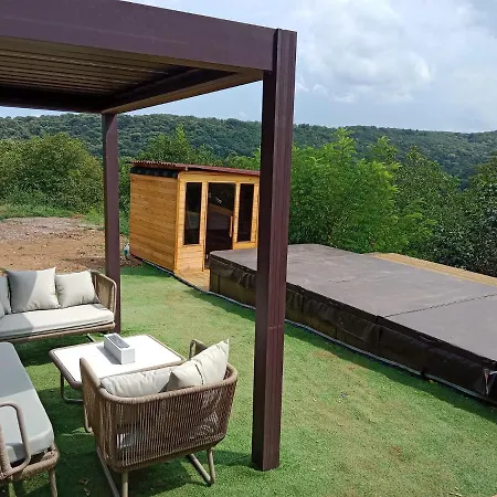 Vila Mountain Yin&yang