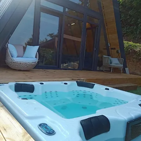 Mountain Yin&yang Ledinci