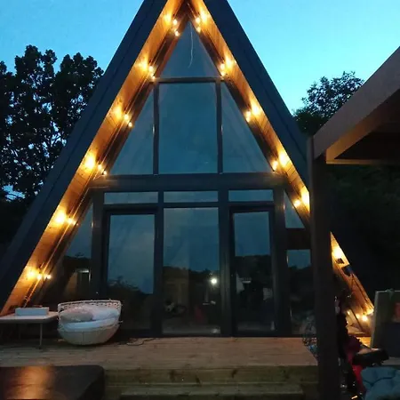 Mountain Yin&yang Vila Ledinci