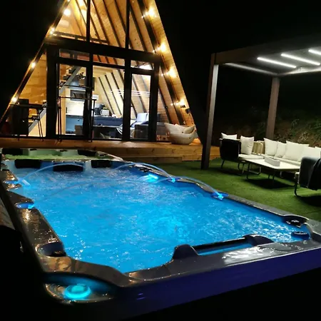 Mountain Yin&yang Vila *