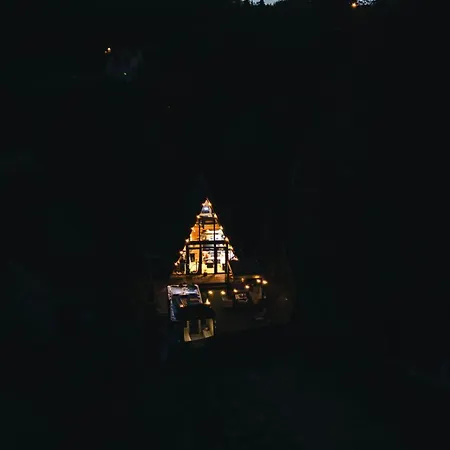Mountain Yin&yang Villa